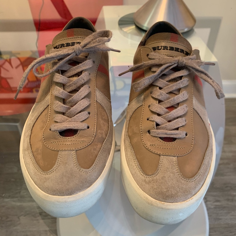 Burberry sneakers
